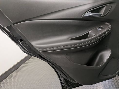 Used 2022 Buick Encore GX Essence w/ Advanced Technology Package image 22