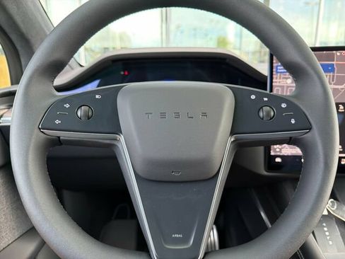 Used 2023 Tesla Model X AWD/4WD image 28