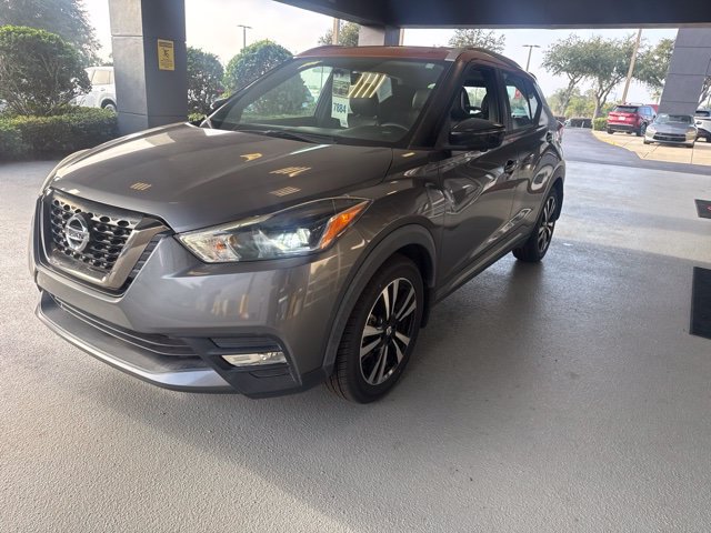 Certified 2019 Nissan Kicks SR w/ SR Premium Package FWD image 2