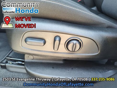 Used 2025 Chevrolet Blazer LT FWD image 21