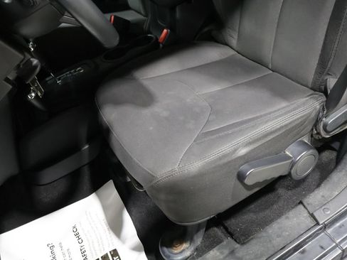 Used 2015 Jeep Wrangler Unlimited Sport AWD/4WD image 10