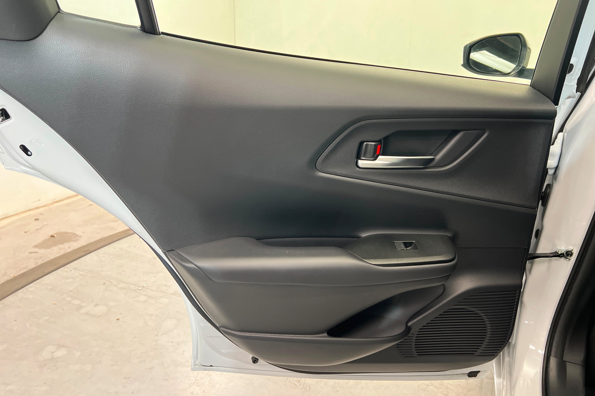 Certified 2026 Toyota Prius Plug-In Hybrid w/ Limited Premium Package FWD image 19