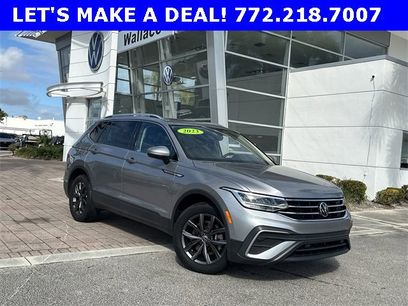 Certified 2022 Volkswagen Tiguan SE w/ Panoramic Sunroof Package