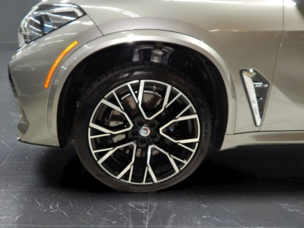 Used 2023 BMW X5 M w/ Executive Package AWD/4WD image 38