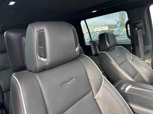 Used 2021 Cadillac Escalade ESV Sport w/ LPO, Illumination Package image 20