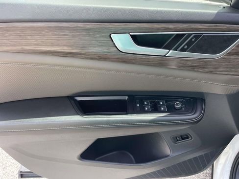 Certified 2024 Volkswagen Atlas SEL AWD/4WD image 19