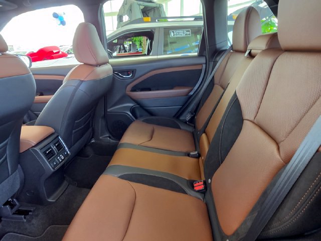New 2026 Subaru Forester Touring AWD/4WD image 11
