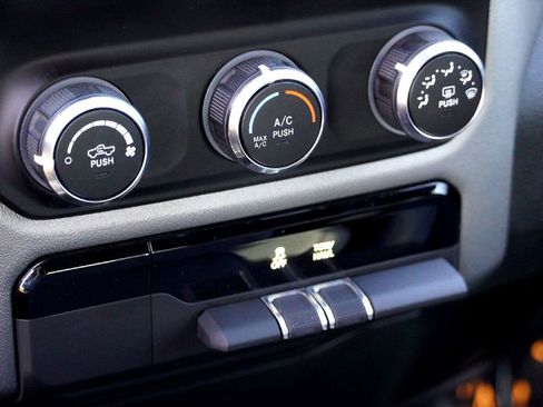 Used 2021 RAM 1500 Lone Star image 18