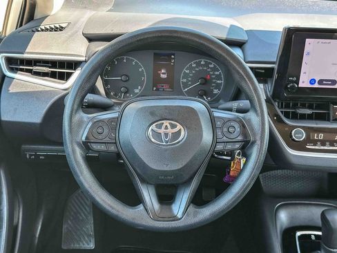 Used 2024 Toyota Corolla LE FWD image 24