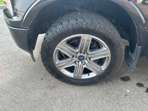 Used 2019 Ford F150 XLT w/ Equipment Group 302A Luxury AWD/4WD image 44