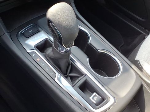 Used 2023 Chevrolet Equinox LS w/ Driver Confidence II Package image 26