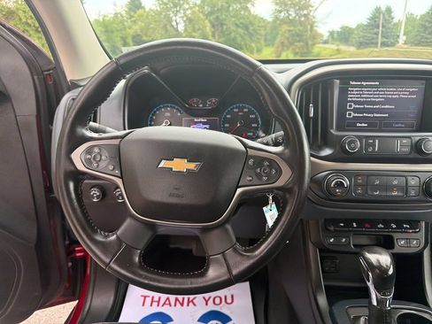 Used 2022 Chevrolet Colorado Z71 AWD/4WD image 25