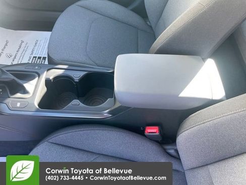 Used 2025 Kia K4 LX image 18