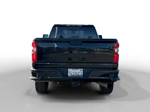Used 2022 Chevrolet Silverado 2500 LTZ w/ LTZ Plus Package image 4