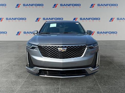 Used 2020 Cadillac XT6 Premium Luxury FWD image 8