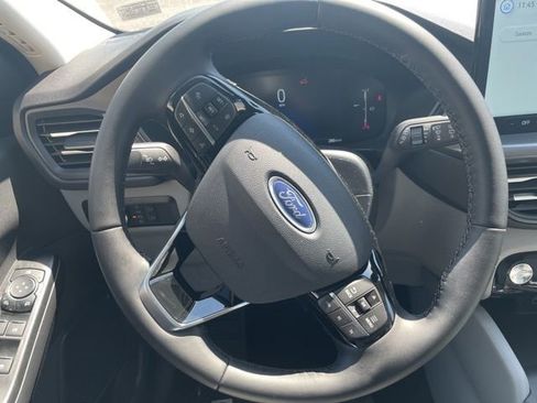 New 2026 Ford Escape Active w/ Tech Pack #1 AWD/4WD image 13