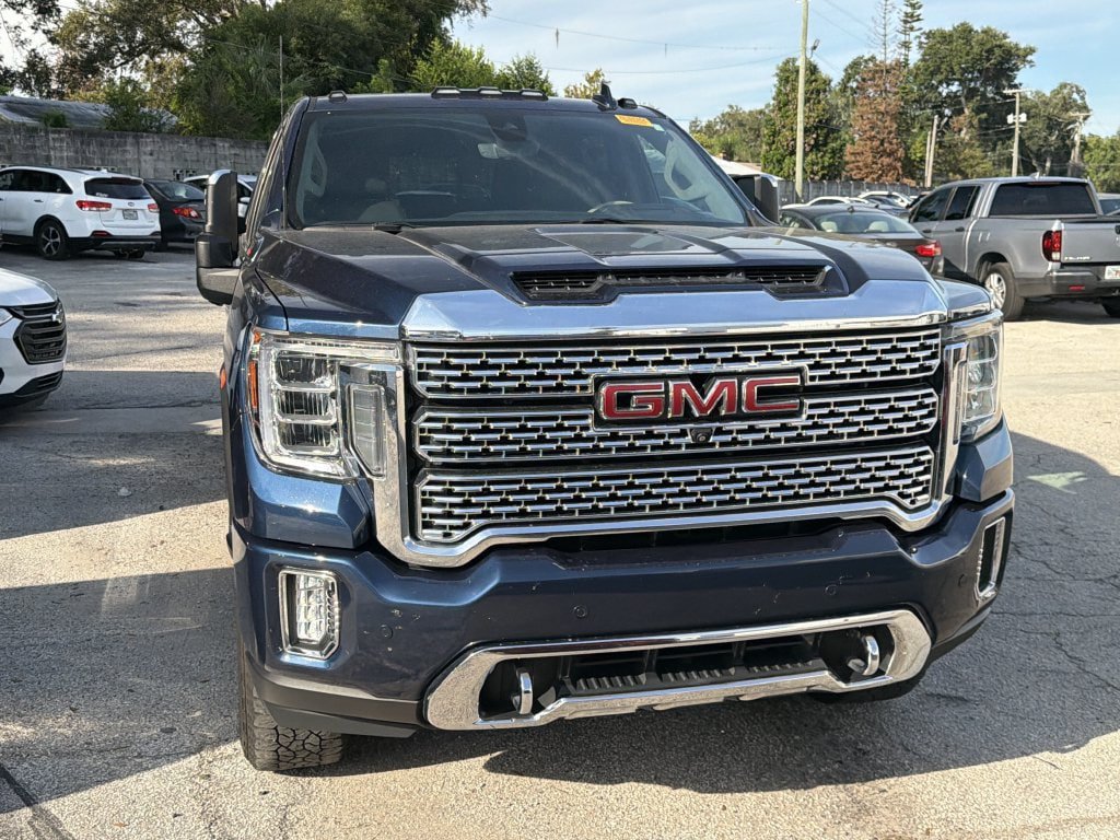 Used 2020 GMC Sierra 2500 Denali w/ Denali Ultimate Package AWD/4WD image 2