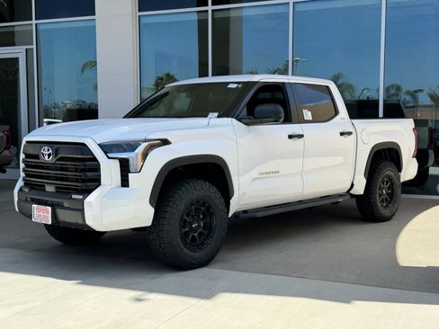 New 2026 Toyota Tundra SR5 AWD/4WD image 11
