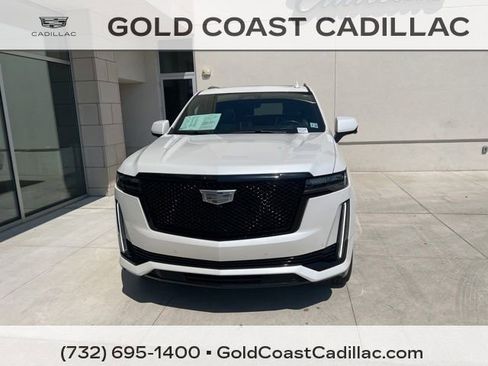 Certified 2024 Cadillac Escalade Sport w/ LPO, ONYX Package AWD/4WD image 5