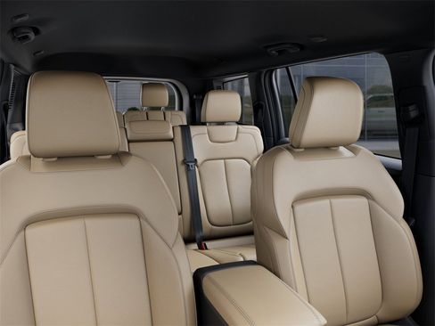 New 2025 Jeep Grand Cherokee L Limited image 26