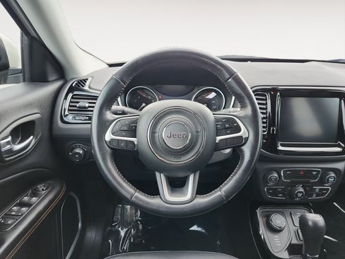Used 2019 Jeep Compass Limited AWD/4WD image 12