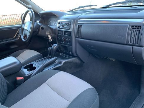 Used 2004 Jeep Grand Cherokee Laredo w/ Trailer Tow Prep Group image 30