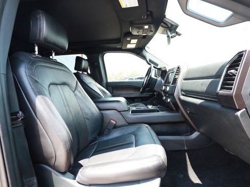 Used 2020 Ford Expedition Max Limited RWD image 30