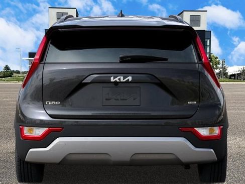 New 2026 Kia Niro EX FWD image 13