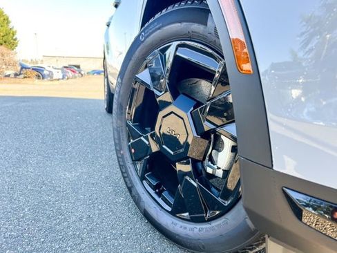 New 2026 Kia Sportage X-Line image 2