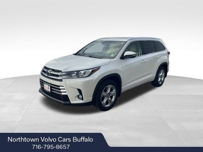Used 2017 Toyota Highlander AWD V6