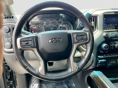 Used 2021 Chevrolet Silverado 1500 LT Trail Boss w/ LT Trail Boss Premium Package AWD/4WD image 11