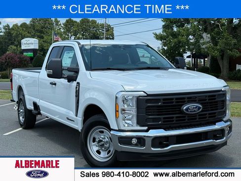 New 2025 Ford F350 XL w/ 360-Degree Camera Package RWD image 1