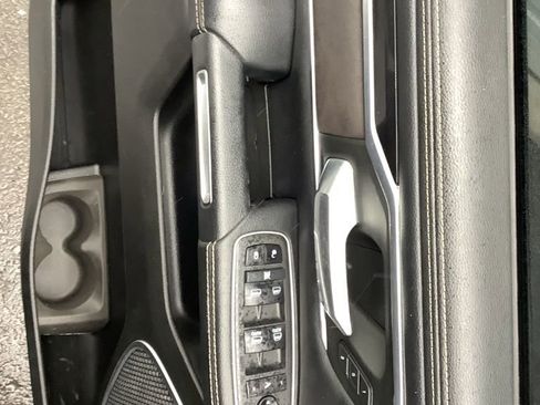 Used 2022 RAM 1500 Laramie w/ Sport Appearance Package image 25