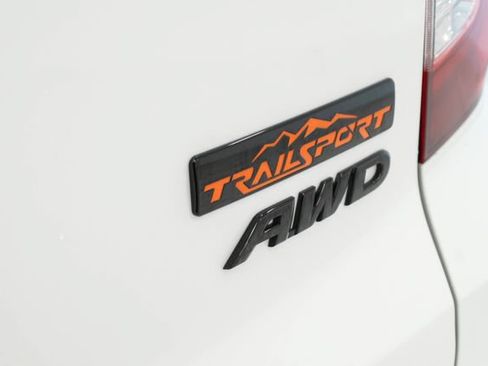 Used 2025 Honda Passport TrailSport image 11