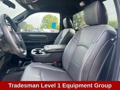 Used 2023 RAM 2500 Tradesman AWD/4WD image 3
