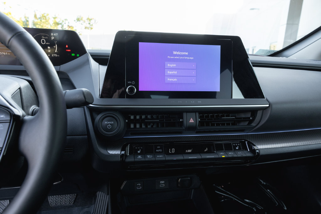 Certified 2024 Toyota Prius XLE FWD image 17