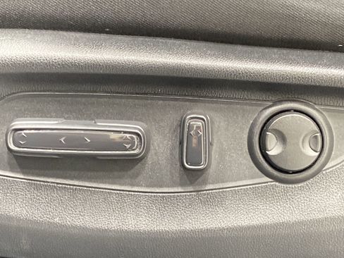 Used 2024 Honda CR-V EX image 12