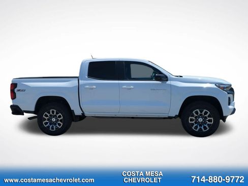 Used 2026 Chevrolet Colorado Z71 w/ Z71 Convenience Package 2 AWD/4WD image 4