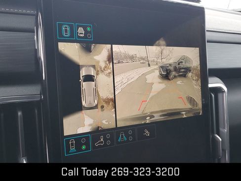 New 2025 GMC Acadia Elevation image 7