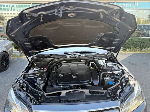 Used 2014 Mercedes-Benz E 350 4MATIC Sedan image 42