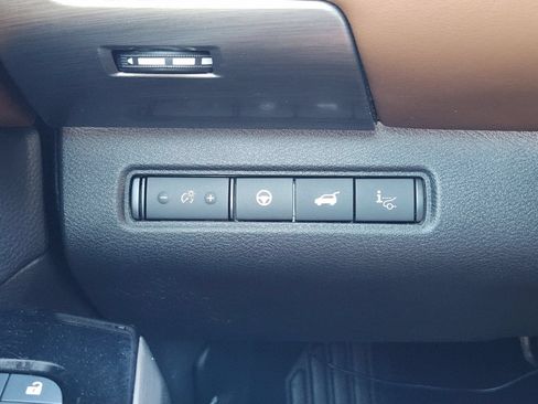 Used 2023 Nissan Pathfinder Platinum w/ Cargo Package FWD image 30