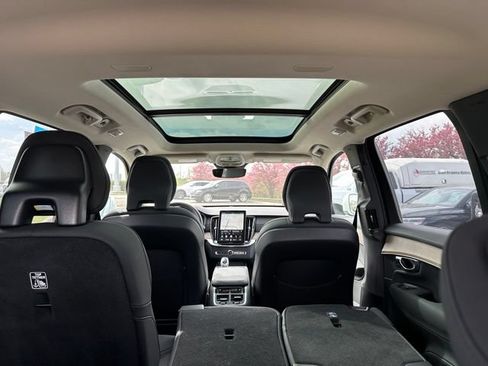 Used 2025 Volvo XC90 B6 Plus AWD/4WD image 11