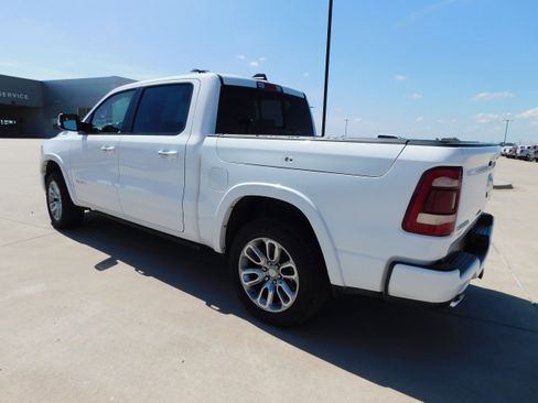 Used 2022 RAM 1500 Laramie w/ Laramie Southwest Edition image 3