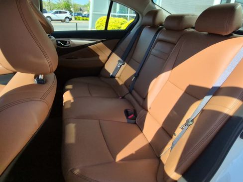 Used 2023 INFINITI Q50 Luxe AWD/4WD image 7