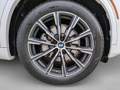 Used 2023 BMW X5 xDrive40i w/ Executive Package image 24