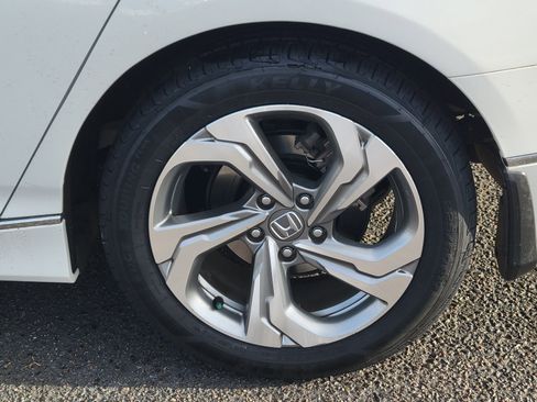 Used 2018 Honda Accord EX-L image 14