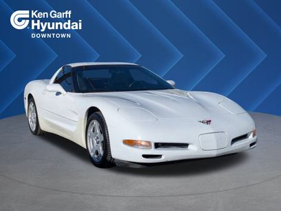 Used 1999 Chevrolet Corvette Coupe w/ Roof Pkg