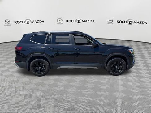 Used 2024 Volkswagen Atlas Peak Edition SE AWD/4WD image 8