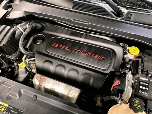 Used 2018 Jeep Compass Limited image 36