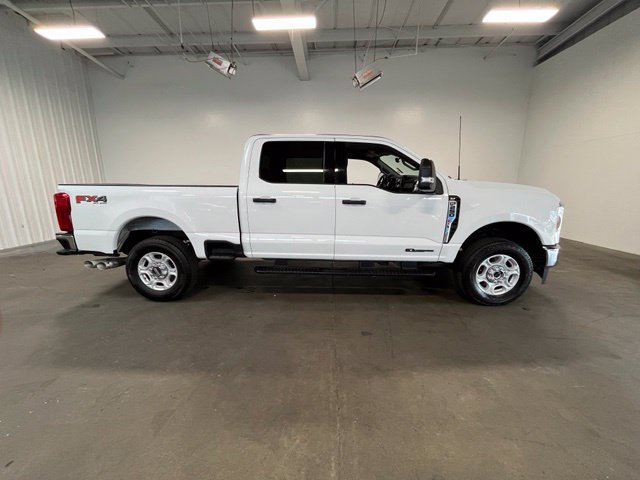 Used 2025 Ford F250 XLT w/ FX4 Off-Road Package AWD/4WD image 2